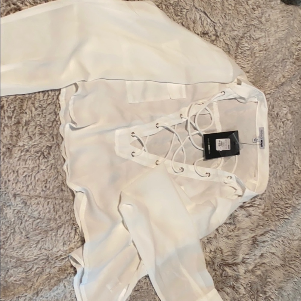 Long sleeve tie v neck top